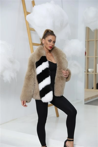 Manteau Court en Fourrure de Renard